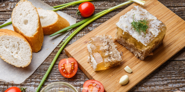 Холодец из говяжьей рульки и курицы