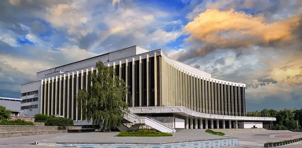 Дворец Украина Киев